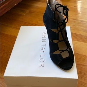 Ann Taylor elaina lace up peep toe bootie